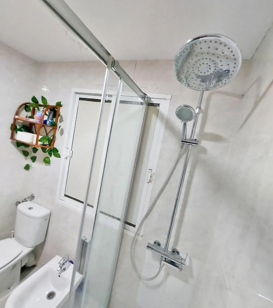 Guests House River Malaga Homestay